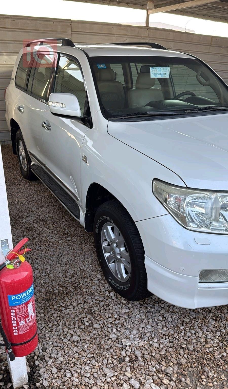 تويوتا لاندكروزر